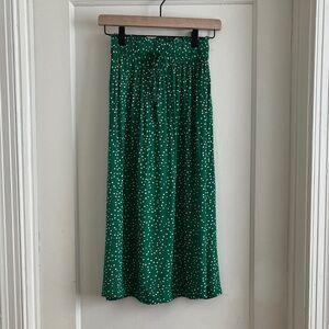 Another Label New Amsterdam Green Polka Dot Pull On Long Knapp Skirt in XS